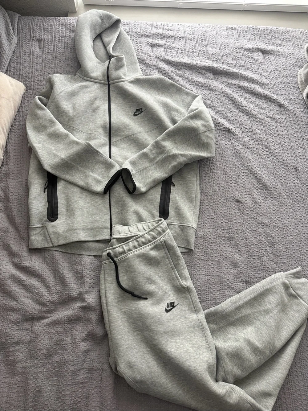 Nike Tech Light Gray Hoodie & Joggers Set with Black Accents